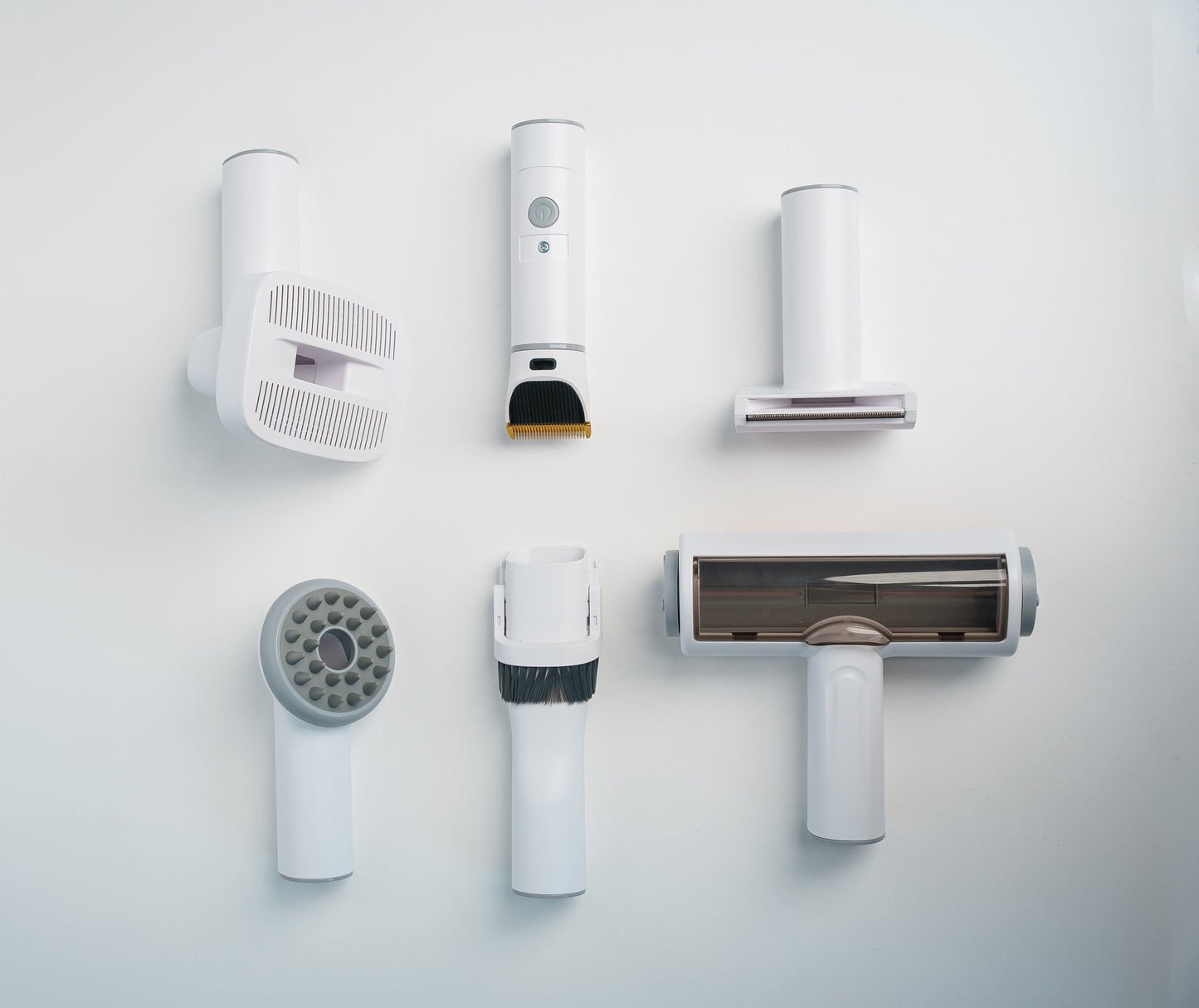 Fluffycare 6-i-1 Pelsplejesæt med Støvsuger